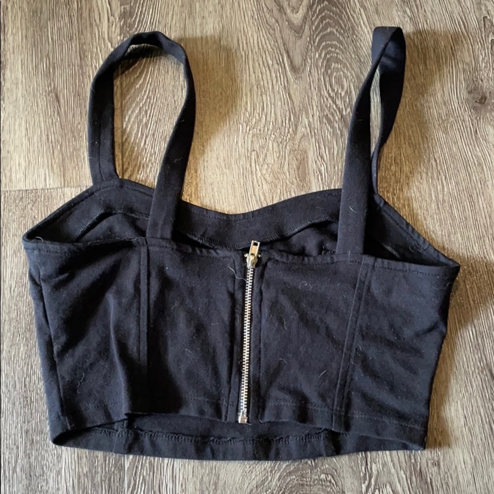 Crop top - Picture 2 of 2